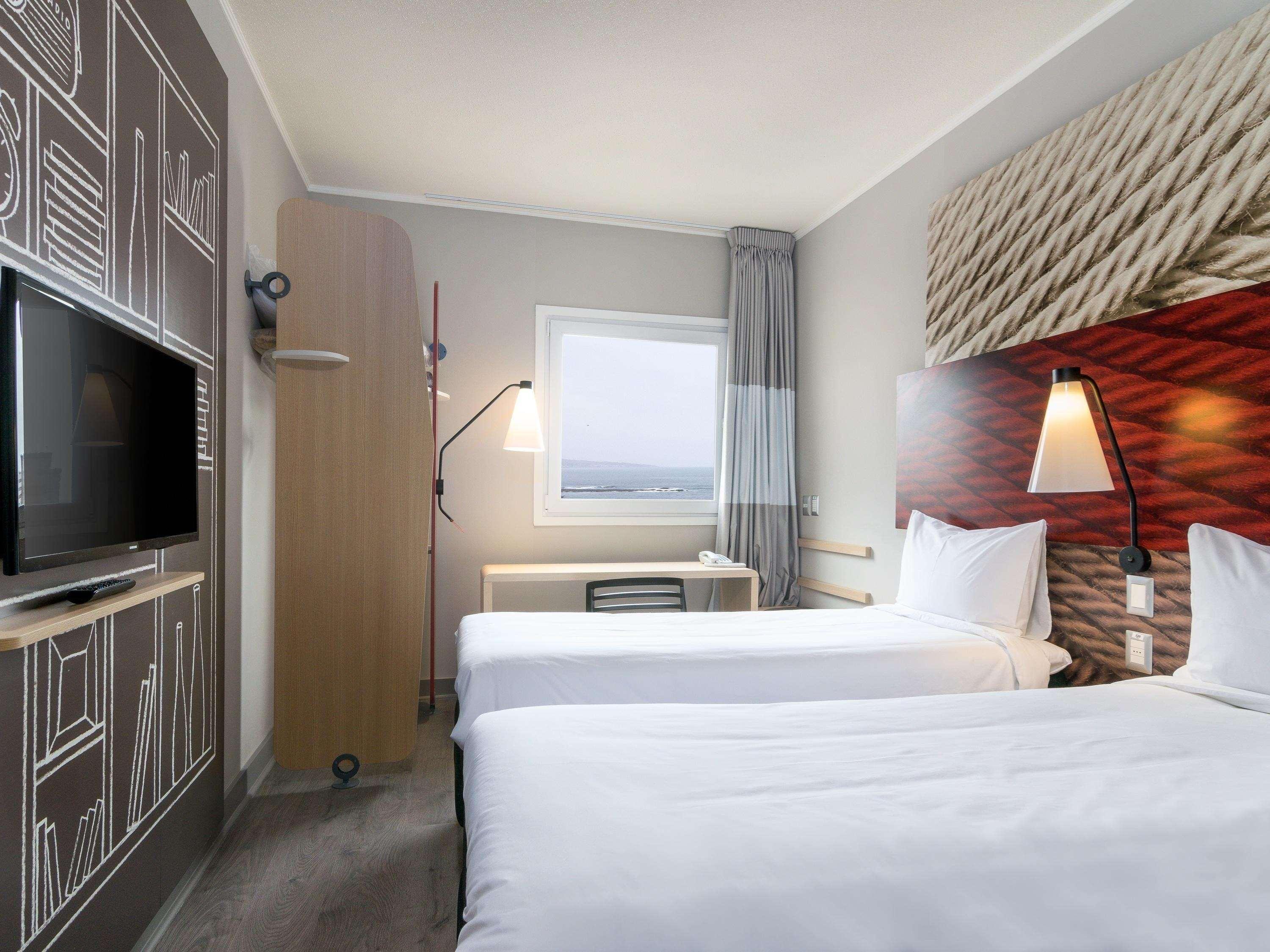 Ibis Iquique Hotel Exterior photo